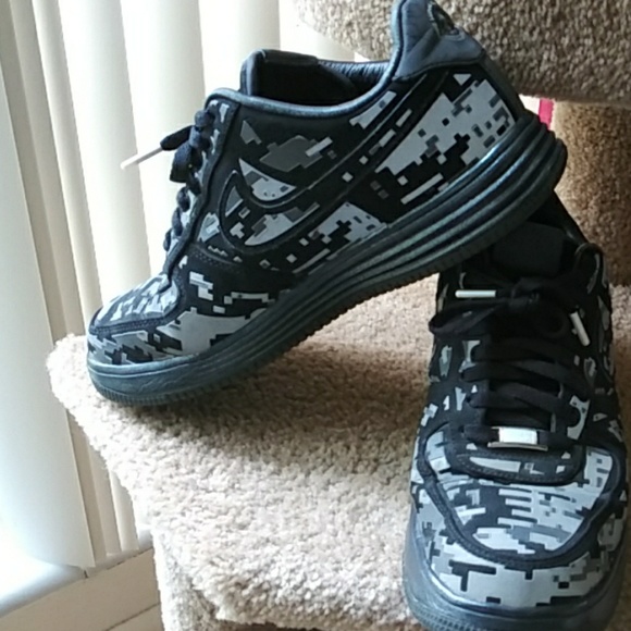 Nike Other - Nike Air Lunar Force One  men's size 10.5